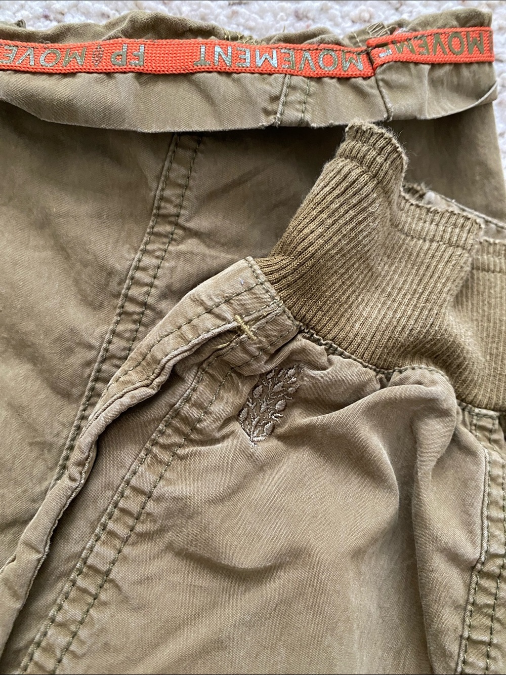 Free People Movement Cargo Parachute Pants. Green Khaki. S. - Picture 6 of 12